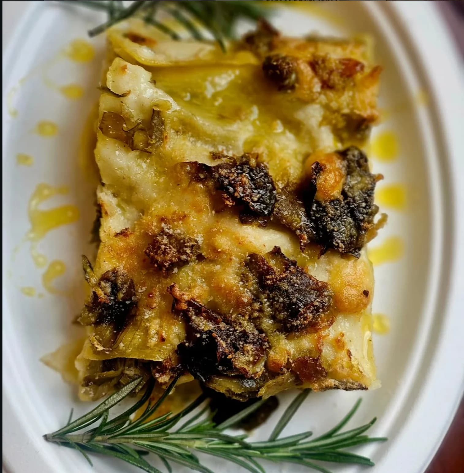 Cibo servito al tavolo